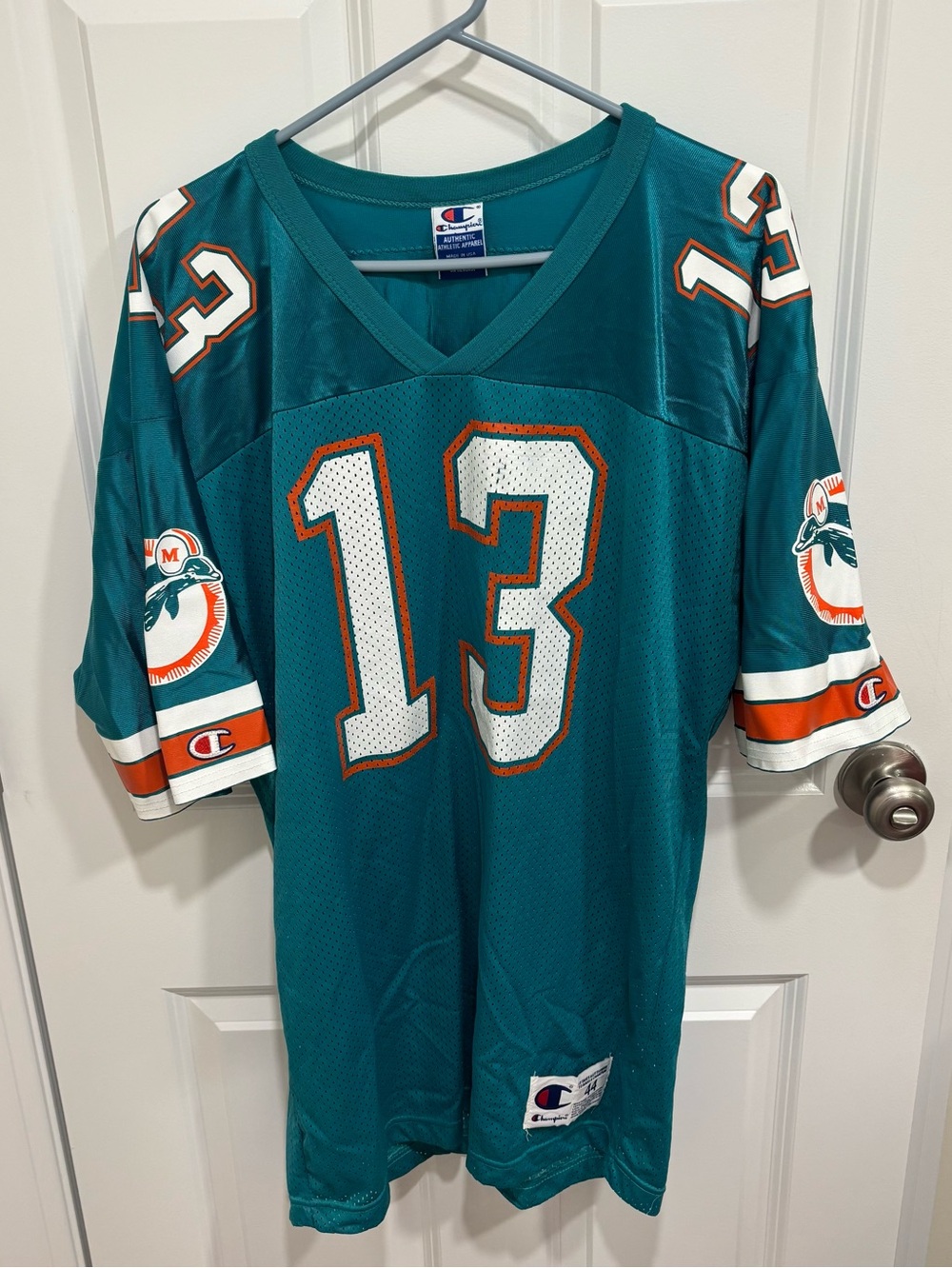 Vintage 90s Champion brand Dan Marino NFL Miami Dolphins Jersey Size Large 44
